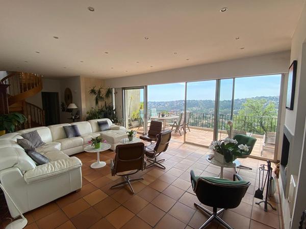 Maison d'architecte Saint Jeannet 12 pièce(s) 250 m2