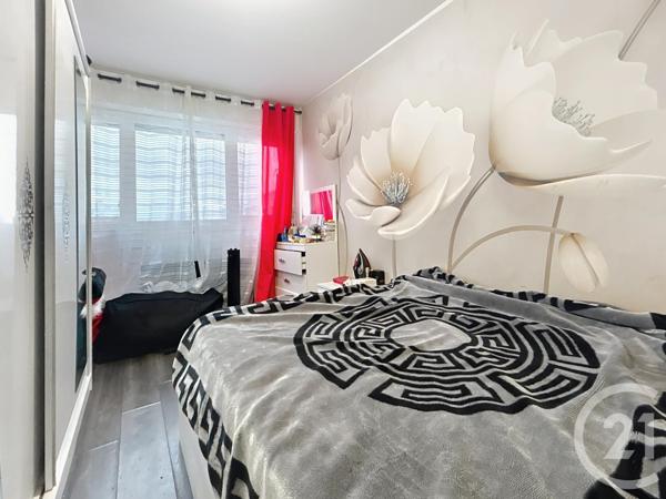 Appartement F2 à vendre  2 pièces - 47 m2 MELUN - 77