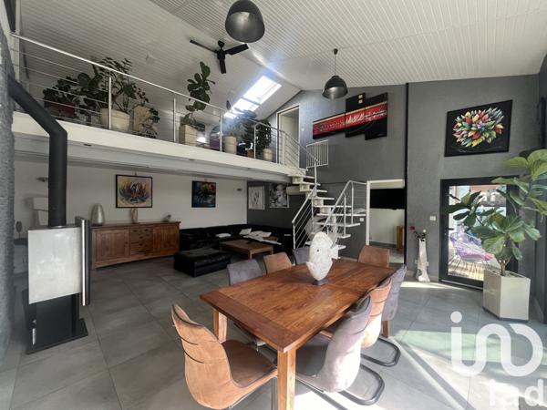 Maison 9 pièces de 276 m² à La Rochelle (17000)