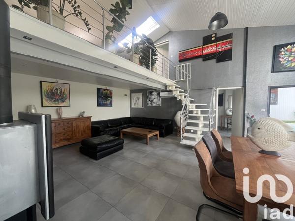 Maison 9 pièces de 276 m² à La Rochelle (17000)
