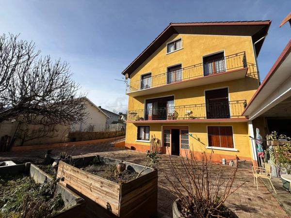 Grande maison de 160 m² avec 2 garages