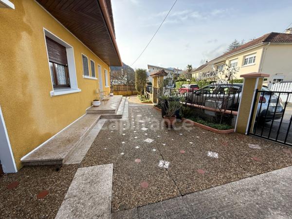 Grande maison de 160 m² avec 2 garages