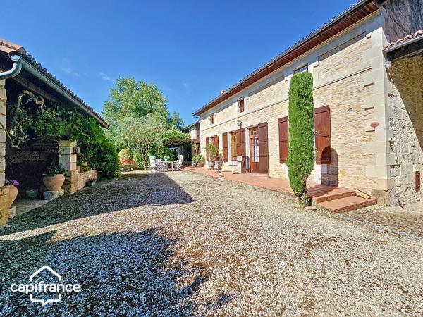 Maison de 182m² style longère à 10 min de Thouars et 30 min de Saumur