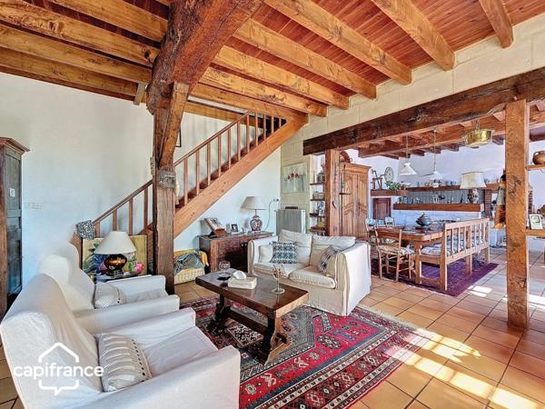 Maison de 182m² style longère à 10 min de Thouars et 30 min de Saumur