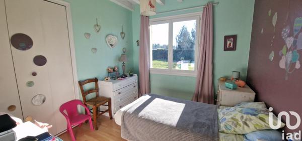 Maison traditionnelle 4 pièces de 111 m² à Parentis-en-Born (40160)