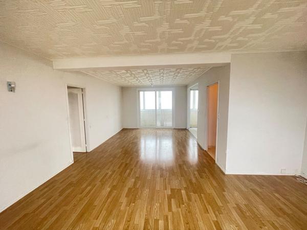 À vendre : Appartement spacieux de 5 pièces à Saint Quentin, secteur Europe