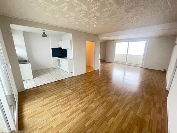 À vendre : Appartement spacieux de 5 pièces à Saint Quentin, secteur Europe