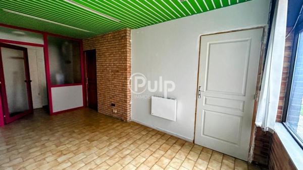 Local à vendre à Courrieres - Réf. hen16965