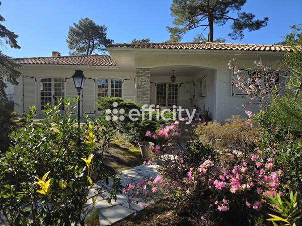 Maison 8 pièces - 194 m² Exclusivité efficity