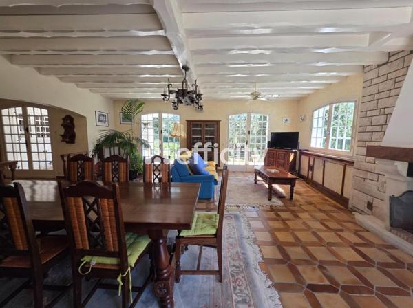 Maison 8 pièces - 194 m² Exclusivité efficity