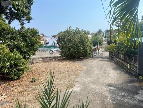 Terrain à Batir à vendre à Saint-Leu à la Réunion (97416), ref : 97410-1086933