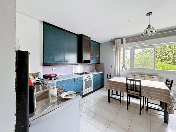 SPACIEUSE MAISON