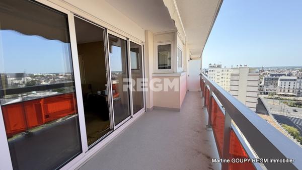 ORLEANS (45) - Gare - "Victor" - Appartement à rénover T4 109.70 m² - Cave - 2 places de parking - Isolation e