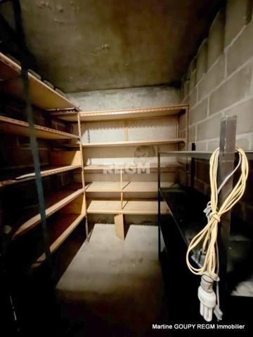 ORLEANS (45) - Gare - "Victor" - Appartement à rénover T4 109.70 m² - Cave - 2 places de parking - Isolation e