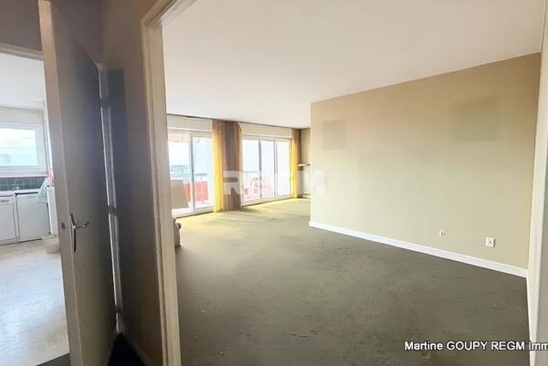 ORLEANS (45) - Gare - "Victor" - Appartement à rénover T4 109.70 m² - Cave - 2 places de parking - Isolation e