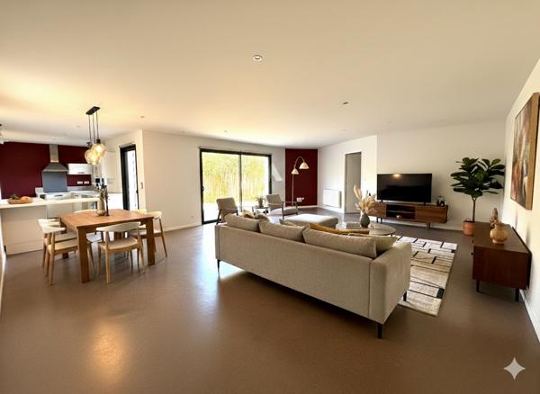 Maison - 106 m2 - 3 chambres €493 500 ** - Référence HDO642