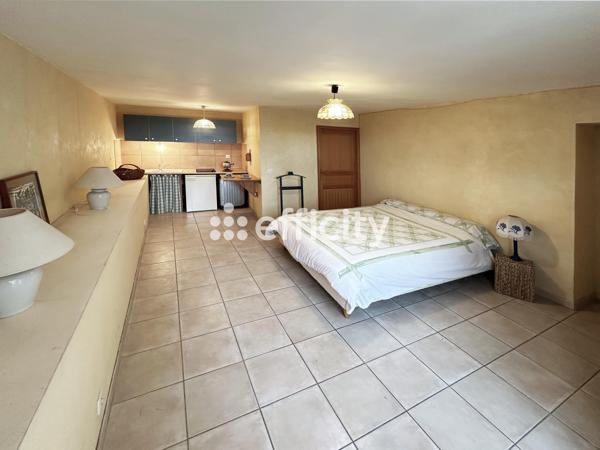 Maison
         5 pièces
        - 139 m² 378 000 € *