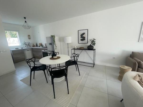 Maison  129m 2 PERIGNY