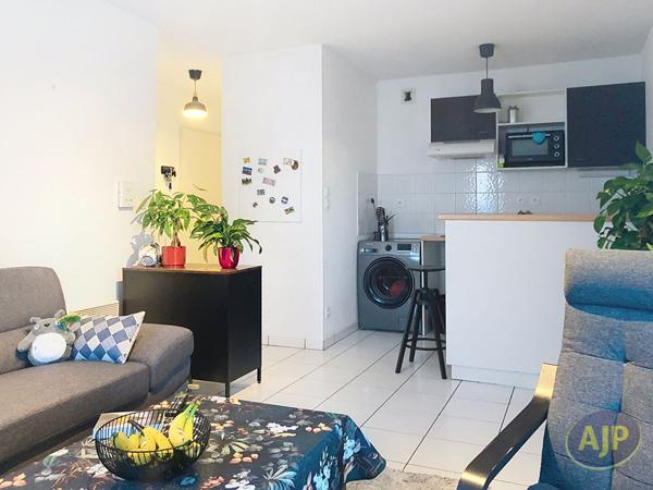 Vente appartement Cholet : 113 200 € - AJP Immobilier Cholet