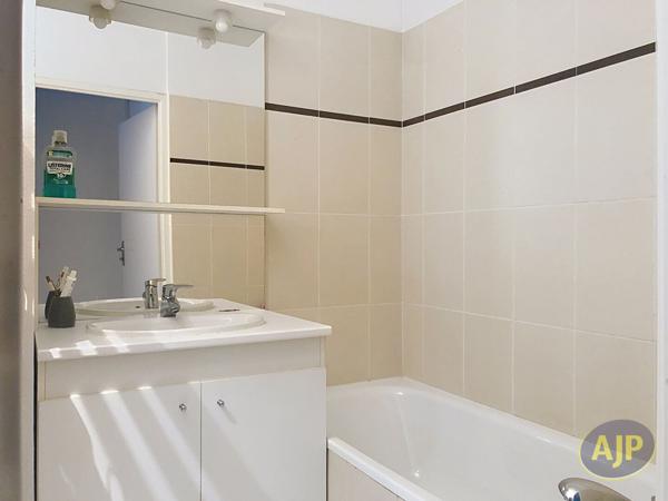 Vente appartement Cholet : 113 200 € - AJP Immobilier Cholet