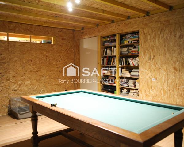 Maison de village avec un petit studio au RDC, et 168m2 habitables !