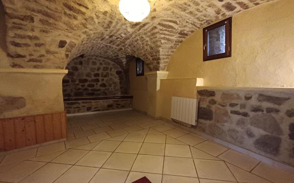 Maison à louer    3 pièces •  Les Salelles