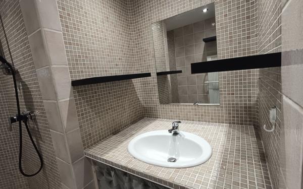 Maison à louer    3 pièces •  Les Salelles