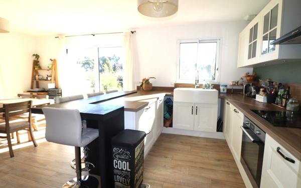 Maison à vendre    4 pièces • 102 m2 Berre-les-Alpes