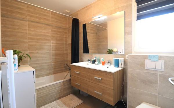 Maison à vendre    4 pièces • 102 m2 Berre-les-Alpes