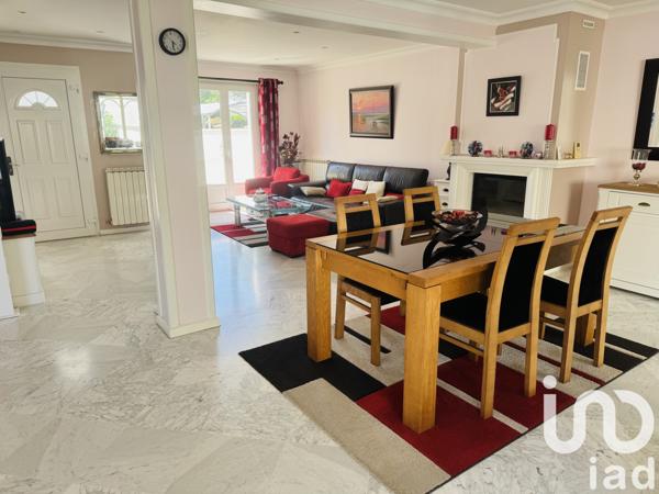 Maison à vendre 7 pièces 153 m² Morangis