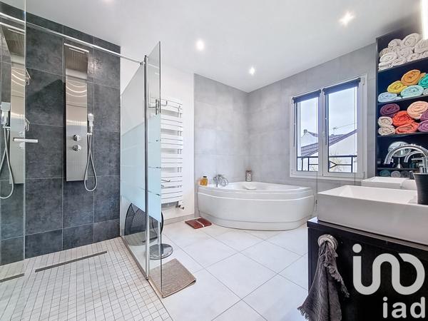 Maison à vendre 7 pièces 130 m² Tremblay-en-France