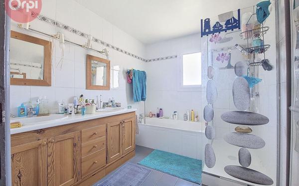 Maison à vendre    5 pièces • 133 m2 Saint-Cyprien