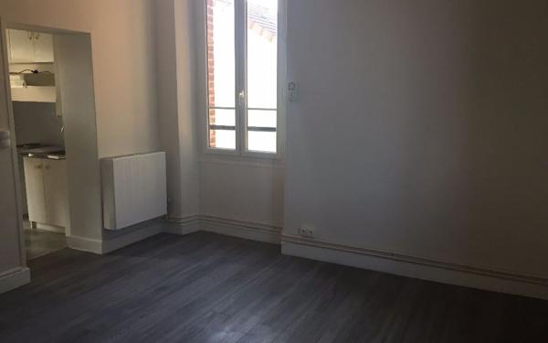 Appartement à louer    2 pièces •  Neuilly-Plaisance
