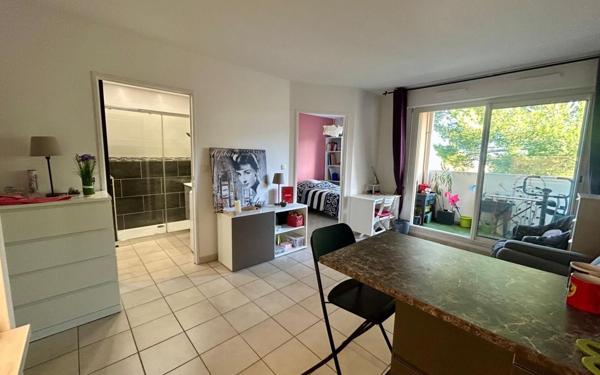 Appartement à vendre    2 pièces • 31 m2 Marseille 9
