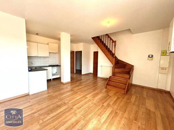 Appartement à louer 4 pièces 68.3m² Firminy (42700)