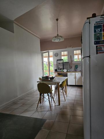 Maison sur sous sol 3 chambres