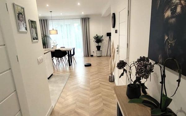 Maison à vendre    5 pièces • 106,50 m2 Champagne-sur-Oise