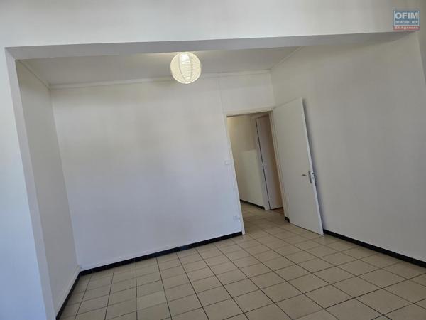 A louer Appt F3 de 70 m² à proximité direct du centre ville de Saint-André