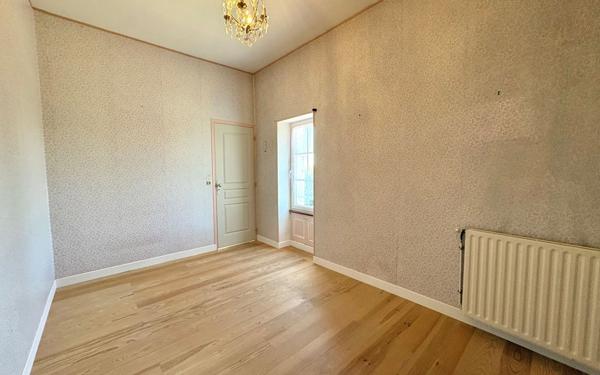 Maison à vendre    5 pièces • 163,30 m2 Langon