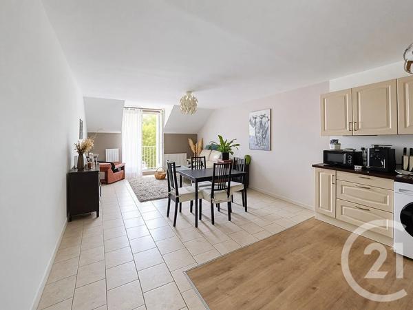 Appartement F3 à vendre  3 pièces - 68 m 2   MOISSY CRAMAYEL  - 77