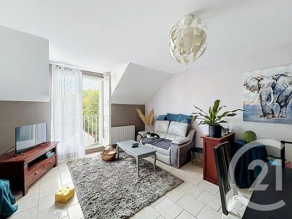 Appartement F3 à vendre  3 pièces - 68 m 2   MOISSY CRAMAYEL  - 77