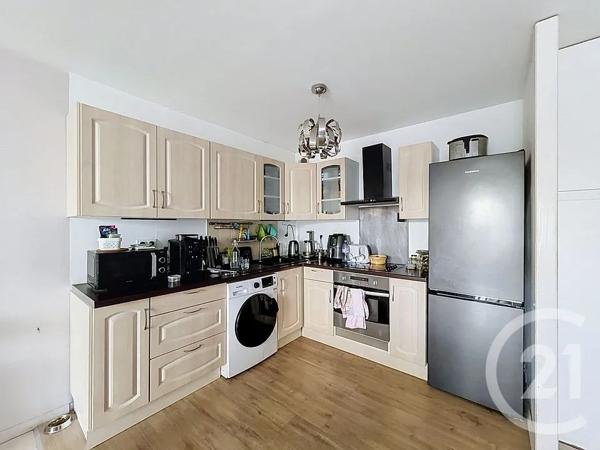 Appartement F3 à vendre  3 pièces - 68 m 2   MOISSY CRAMAYEL  - 77