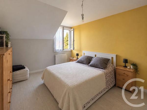 Appartement F3 à vendre  3 pièces - 68 m 2   MOISSY CRAMAYEL  - 77