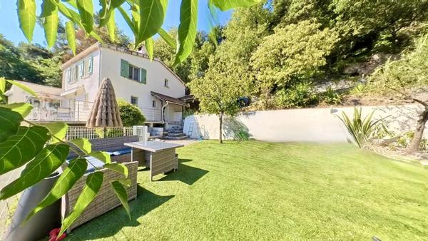 A VENDRE - VENCE - MAISON INDIVIDUELLE 122,76m2 - 4 PIÈCES - STUDIO INDÉPENDANT