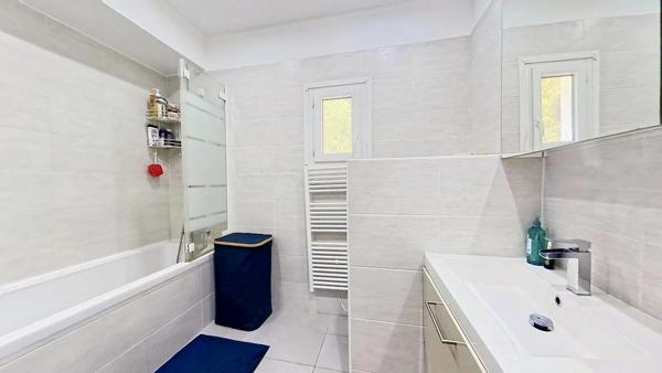 A VENDRE - VENCE - MAISON INDIVIDUELLE 122,76m2 - 4 PIÈCES - STUDIO INDÉPENDANT