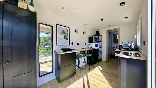 A VENDRE - VENCE - MAISON INDIVIDUELLE 122,76m2 - 4 PIÈCES - STUDIO INDÉPENDANT