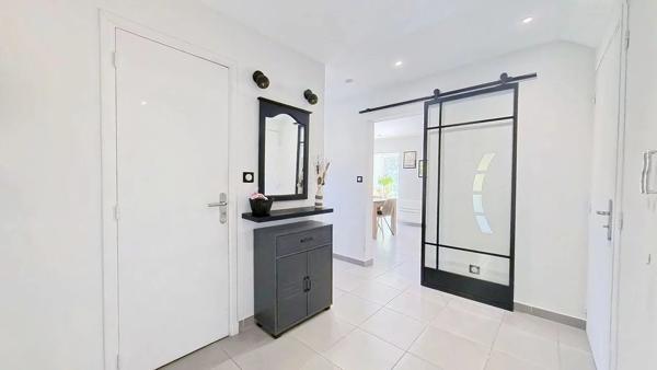 A VENDRE - VENCE - MAISON INDIVIDUELLE 122,76m2 - 4 PIÈCES - STUDIO INDÉPENDANT