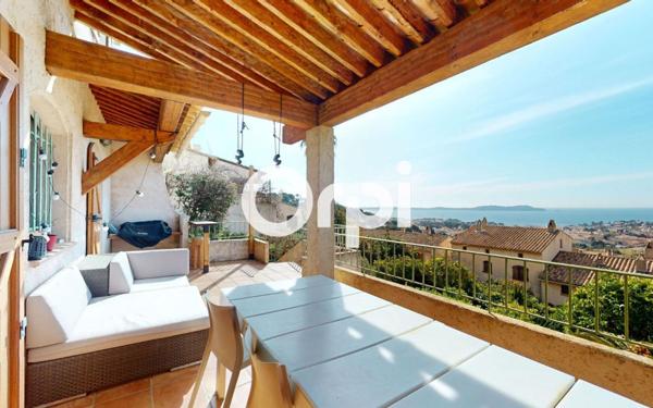 Maison à vendre    4 pièces • 167 m2 Carqueiranne