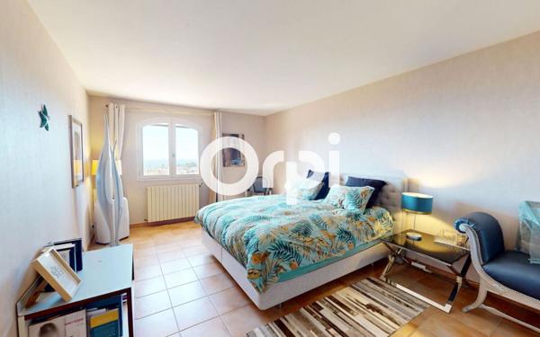 Maison à vendre    4 pièces • 167 m2 Carqueiranne