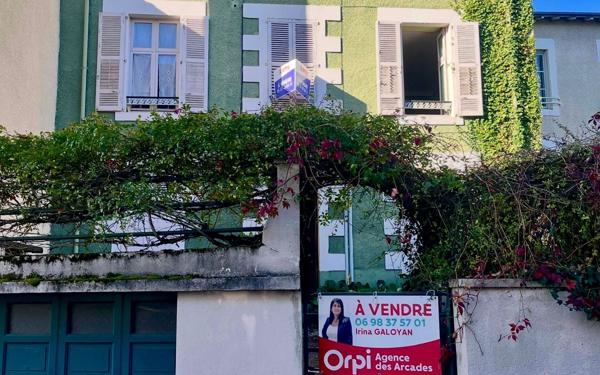 Immeuble à vendre    8 pièces • 222 m2 Limoges